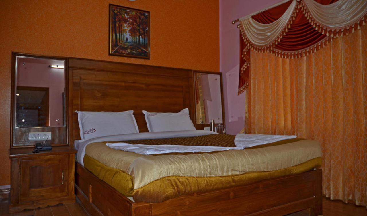 Mmr Grand Inn Ooty Extérieur photo